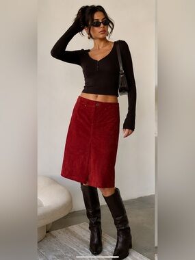 Vintage  REAL Suede Midi Gap Skirt